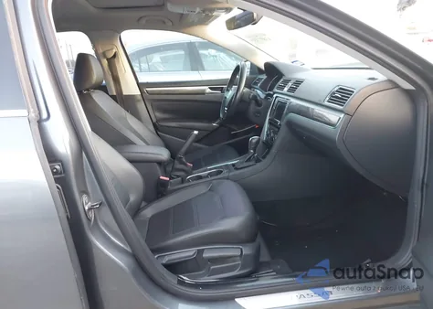 2016 Volkswagen Passat 1.8T Se из США, поврежденный, VIN 1VWBS7A39GC058120